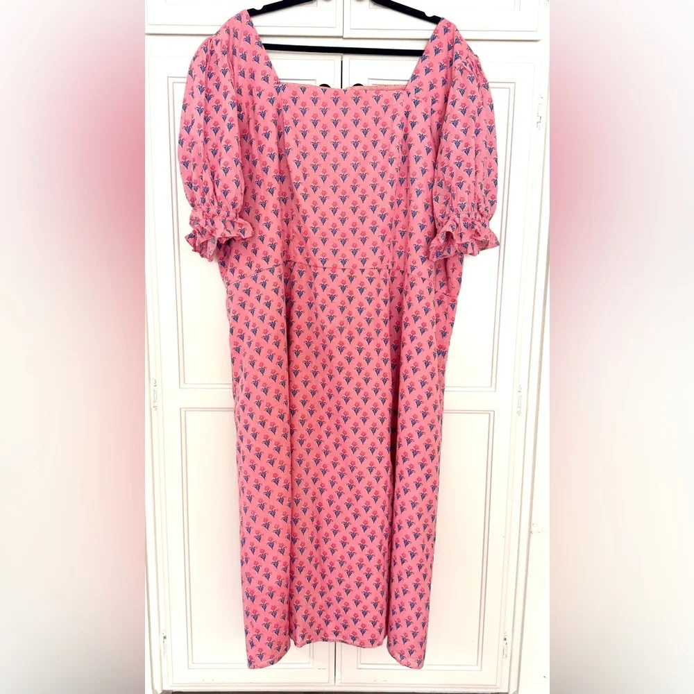 Ivy City Co Catalina Floral Midi Dress in Pink - Picture 5 of 11